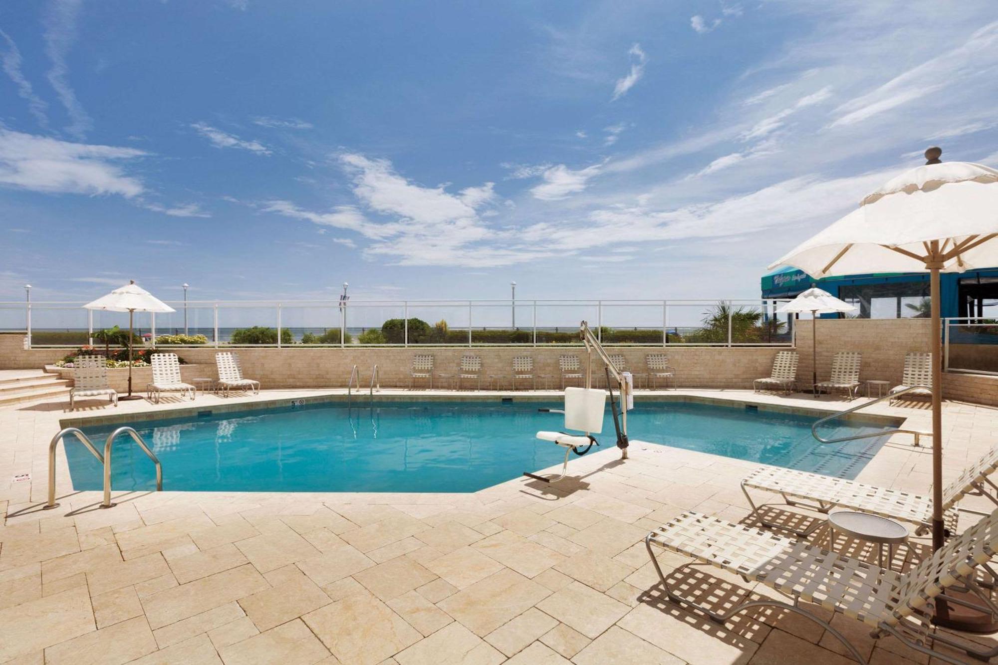 Surfbreak Virginia Beach Oceanfront, Ascend Hotel Collection Экстерьер фото